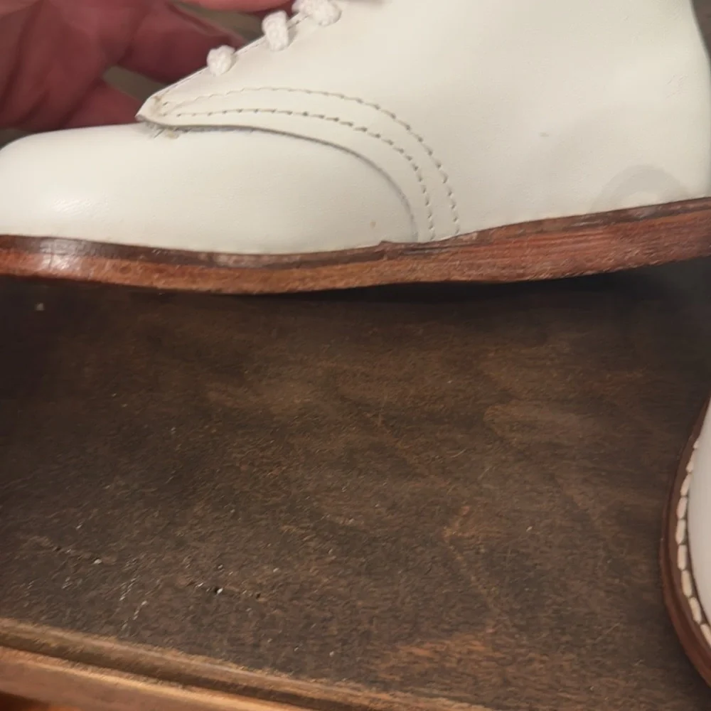 Leather baby shoes. Adorable!!